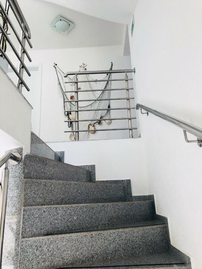 罗维尼 雅得罗旅馆酒店 外观 照片